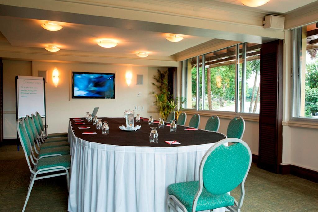 Port of Spain Kapok Hotel מראה חיצוני תמונה