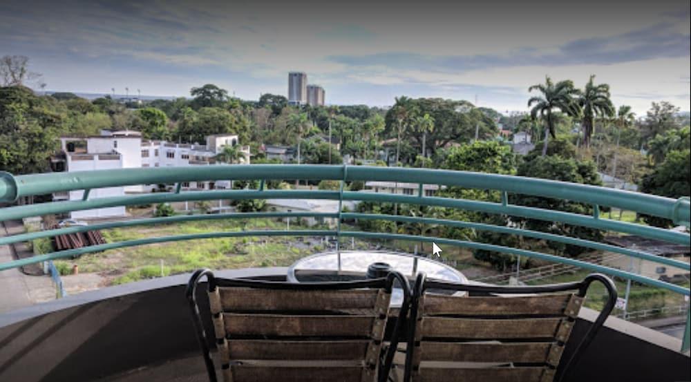 Port of Spain Kapok Hotel מראה חיצוני תמונה